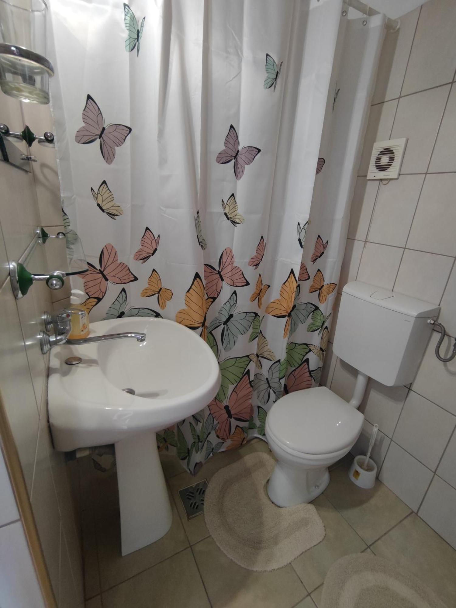 Camere De Inchiriat Edelweiss Dumbrava Roşie Exterior foto
