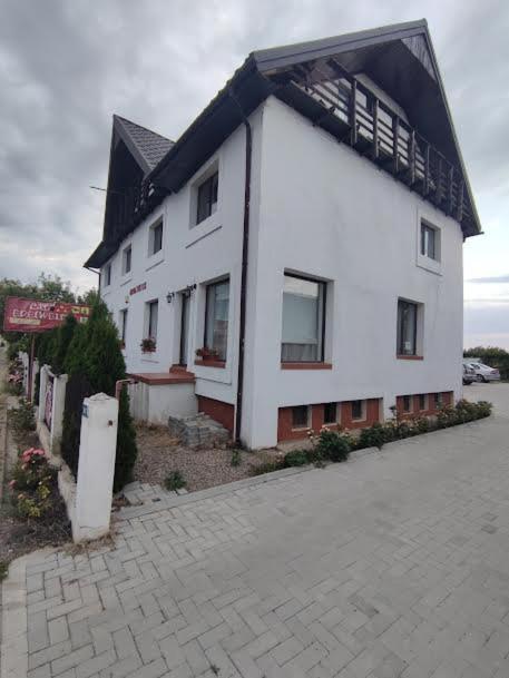 Camere De Inchiriat Edelweiss Dumbrava Roşie Exterior foto